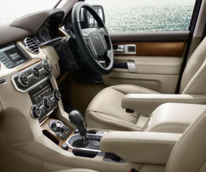 Land Rover Discovery 4