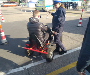 Jak uczniowie doświadczali drogowych symulacji. 