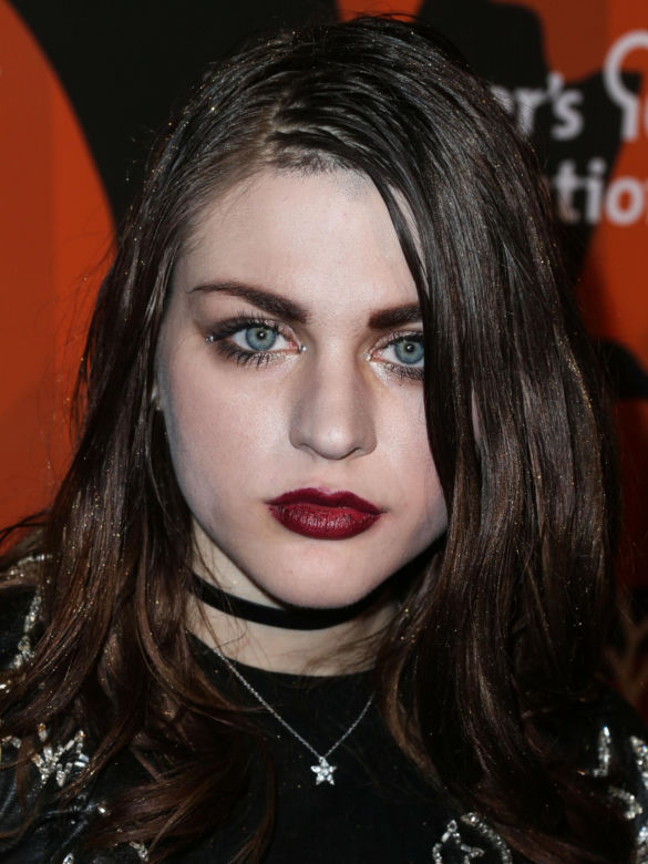 Córka lider Nirvany nie pokazywała się publicznie od 8 lat! Tak teraz wygląda Frances Bean Cobain