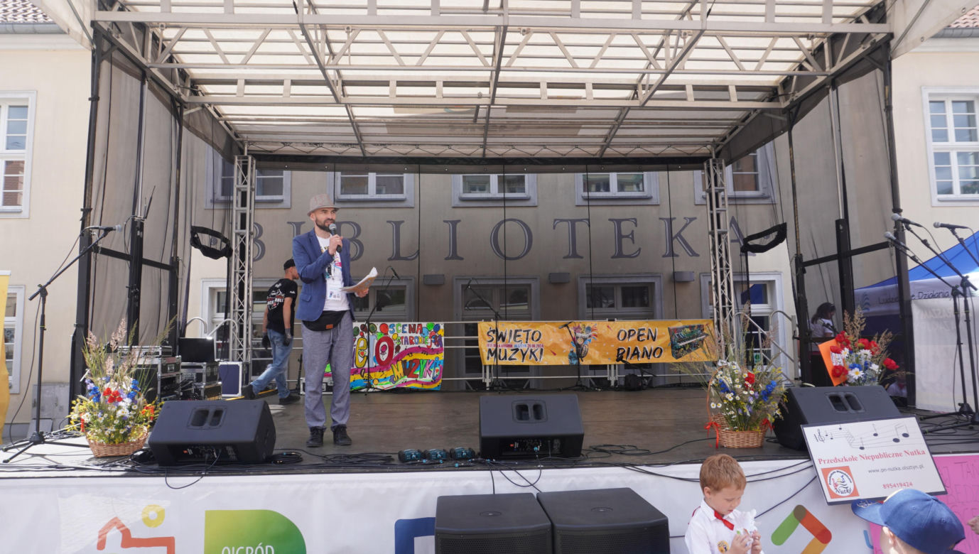 Dni Muzyki 2024  w Olsztynie. Stare Miasto opanowali miłośnicy tańca i śpiewu. Zobacz zdjęcia!
