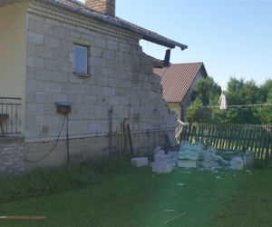 Radziwiłówka. Wybuch gazu. Jedna osoba ranna