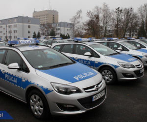 Radiowozy Opel Astra Sports Tourer dla wielkopolskiej policji