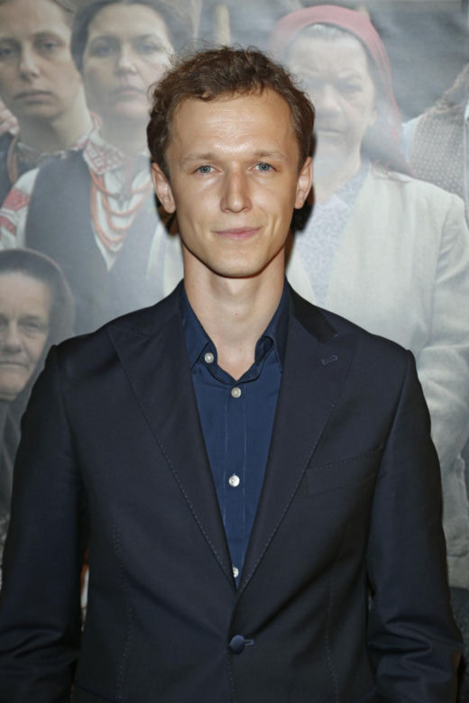 Filip Pławiak kiedyś i dziś. Tak przez lata zmieniał się ulubieniec widzów z serialu "Chyłka"