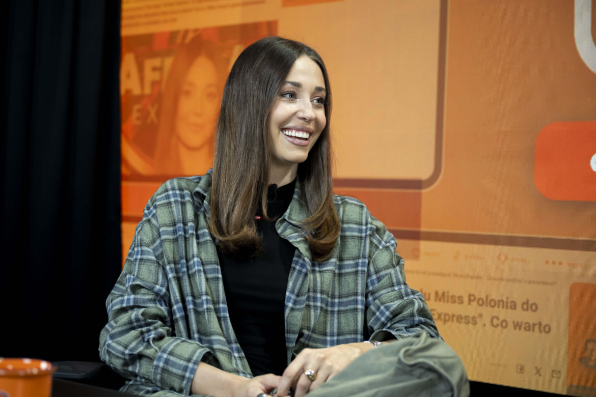 Izabella Krzan w "Gwiazdy przejmują ESKA.pl"