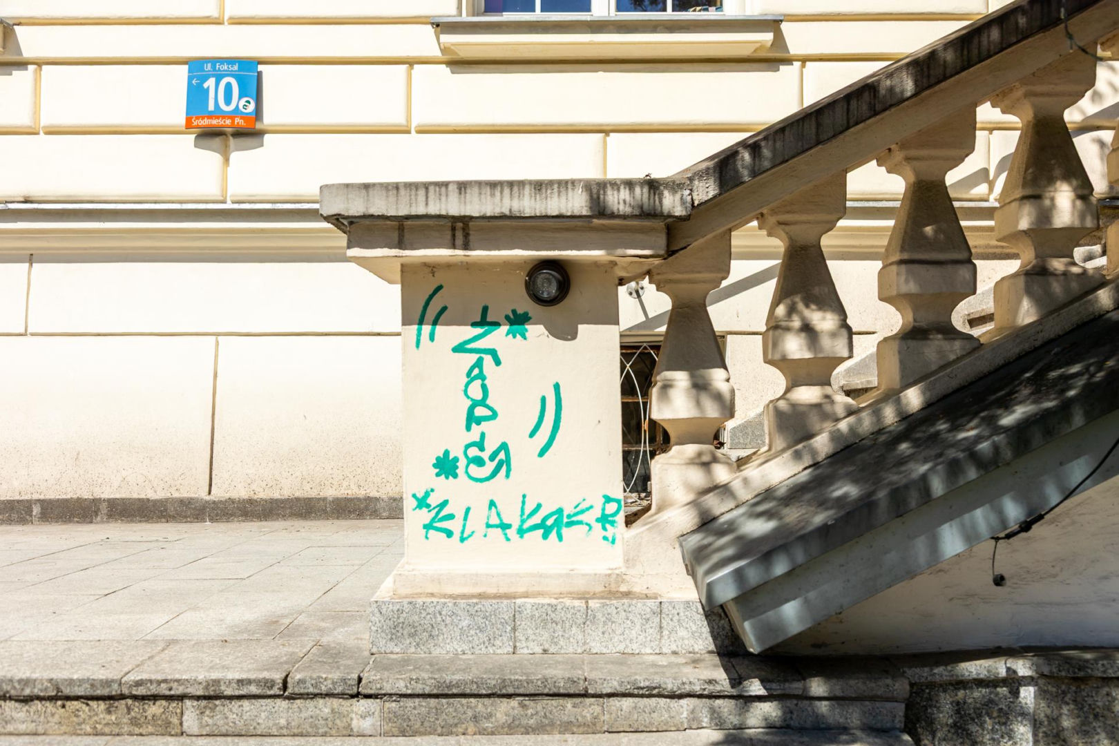 Foksal 10 w Warszawie
