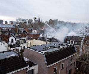 Dwa wybuchy i wielki pożar w centrum Utrechtu. Co najmniej jedna osoba ranna