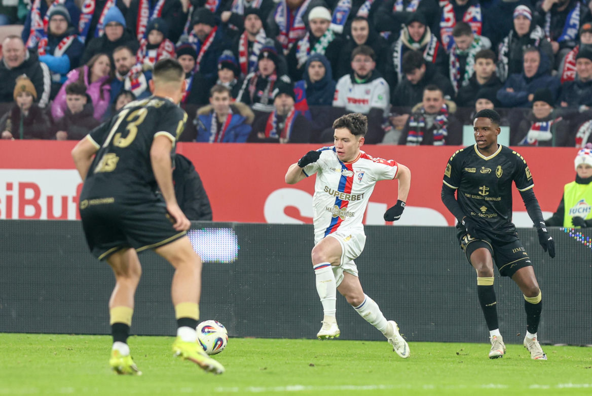 Górnik Zabrze - Pogoń Szczecin: Zdjęcia kibiców z meczu 22. kolejki PKO BP Ekstraklasy