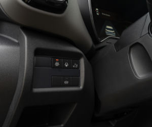 Citroen C5 Aircross 1.5 BlueHDI 130 KM EAT8 Shine vs. Kia Sportage GT Line 1.6 T-GDi 177 KM DCT7 4WD