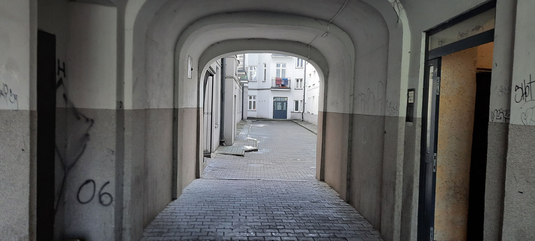 Sosnowiec: Najładniejsza kamienica w mieście zniszczona przez wandali. Jej remont kosztował miasto prawie 1,5 mln złotych