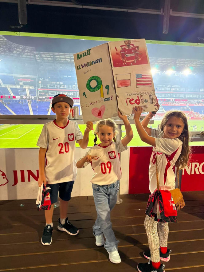 Lewandowski porwał Polonię! Tysiące kibiców czekały na niego w New Jersey