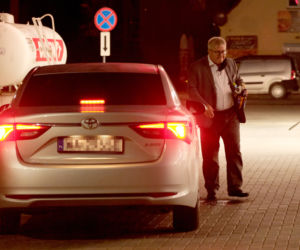 Ryszard Czarnecki świętował hot-dogiem