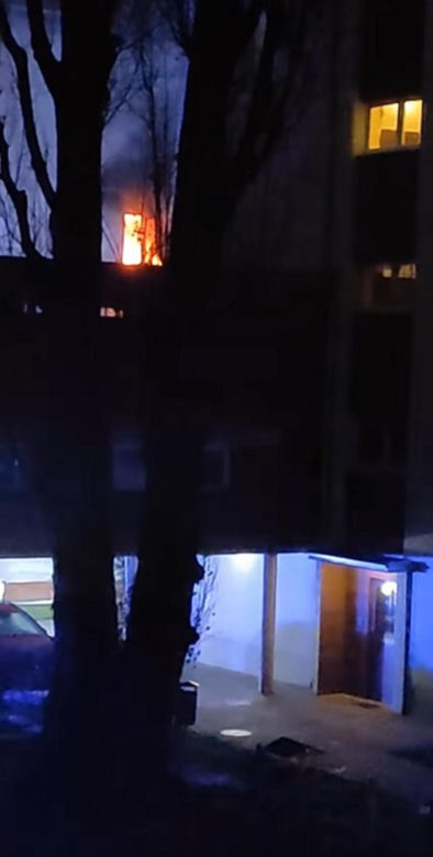 Tragiczny pożar w środku nocy na Grochowie. Strażacy nie zdążyli