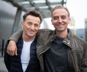 Usta Usta 4 sezon. Adam (Paweł Wilczak), Piotrek (Wojciech Mecwaldowski)