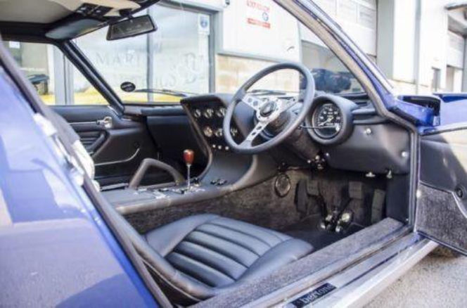 Lamborghini Miura SV Roda Stewarta