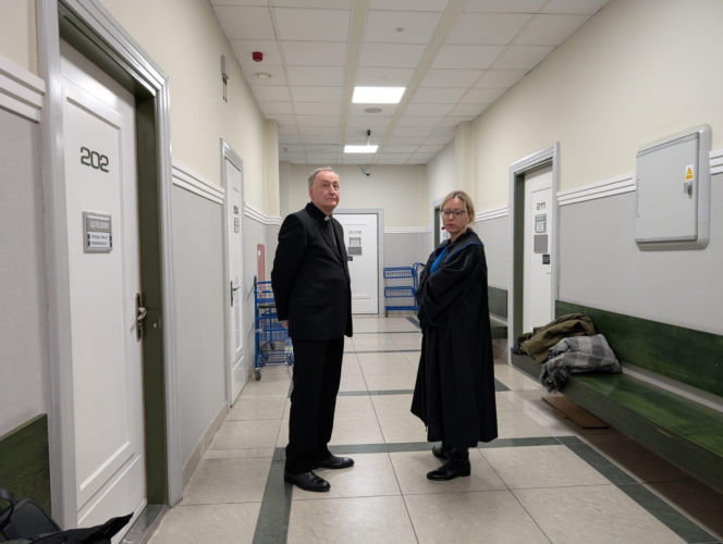Biskup Andrzej Jeż przed sądem