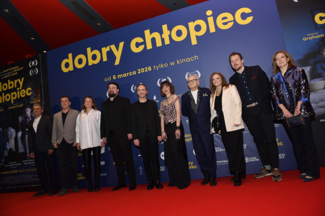 Bezrobotny Piróg, kolorowa Sadowska i amerykański Zawierucha na premierze filmu