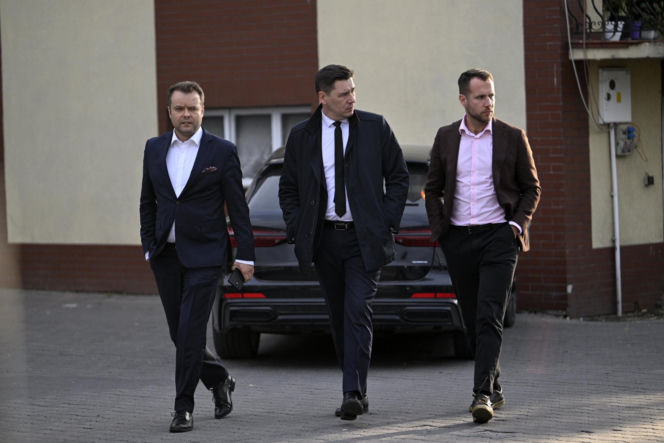 Politycy PiS jadą na wyjazdowe posiedzenie klubu