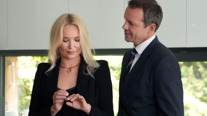 Barwy szczęścia odc. 3267. Karolina (Marta Dąbrowska), Bruno (Lesław Żurek)