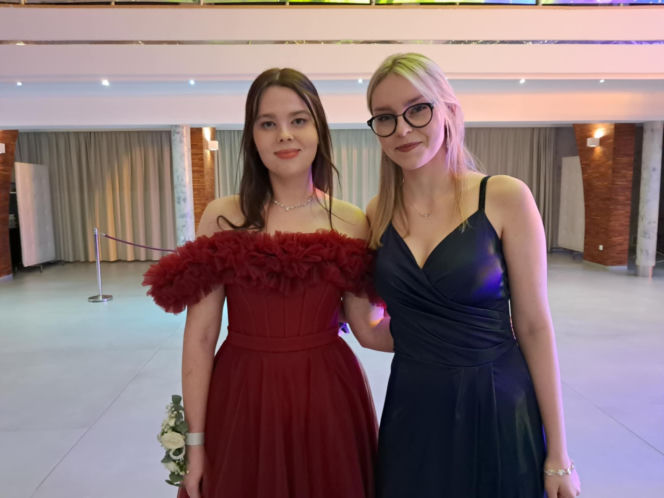 Studniówka 2026 maturzystów ZSTM w Skarżysku-Kamiennej