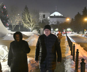 PiS rusza na wyjazdowe posiedzenie