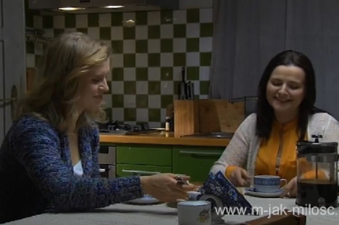 M jak miłość. Natalka (Marcjanna Lelek), matka Franka (Jowita Budnik)