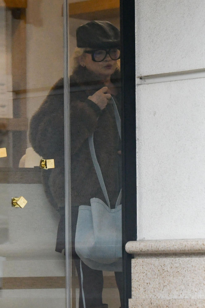 Strojnisia Katarzyna Figura na zakupach