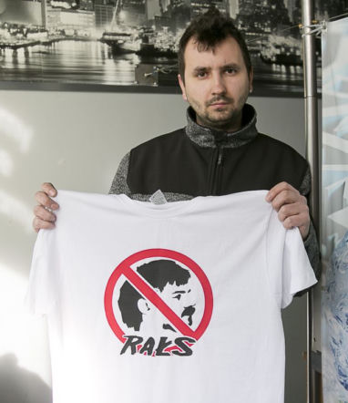 Trynkiewicz rałs! Koszulki sprzeciwu wobec wyjścia Trynkiewicza na wolność