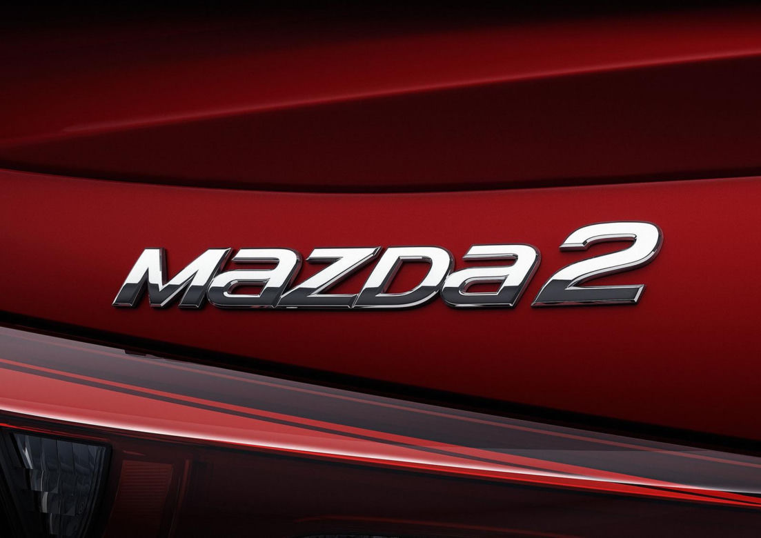 Mazda 2 Sedan 2015