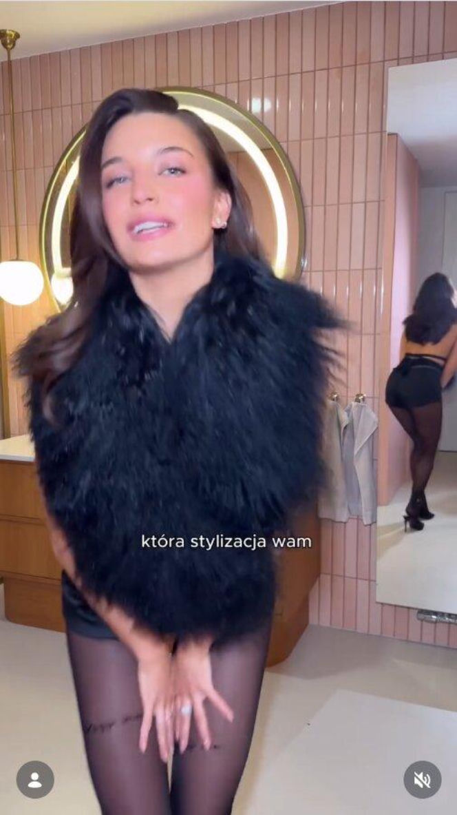 Julia Wieniawa dała się ponieść. Aż trzy stylówki na walentynki?