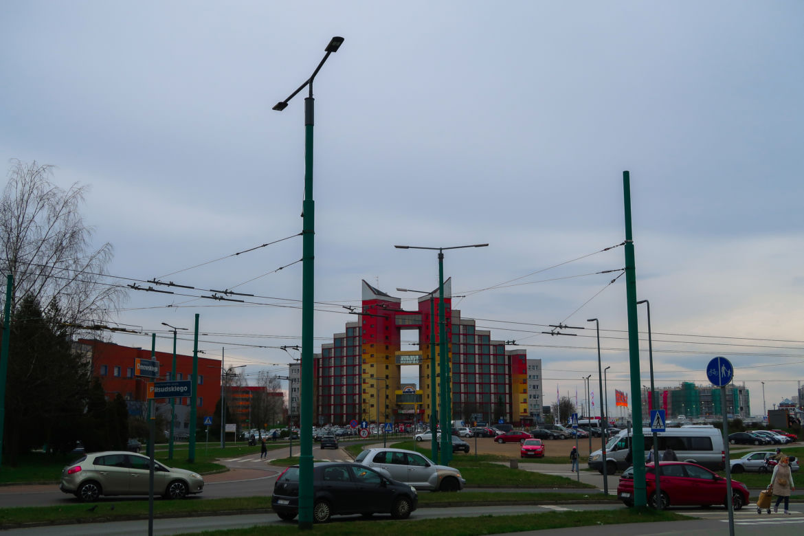 Brama Słońca w Tychach - postmodernistyczny symbol miasta