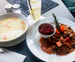 Gdzie zjeść smacznie i tanio? Oto 10 restauracji, gdzie zjesz lunch do 20 złotych! [ADRESY, CENY]