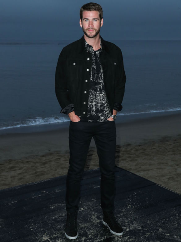Liam Hemsworth na pokazie Saint Laurent