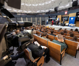Konferencja „Inteligencja sztuczna, ale rewolucja prawdziwa”