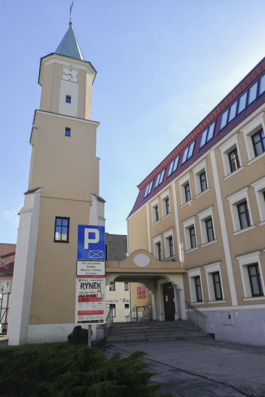 Urzędnik zarabia 26 000 miesięcznie