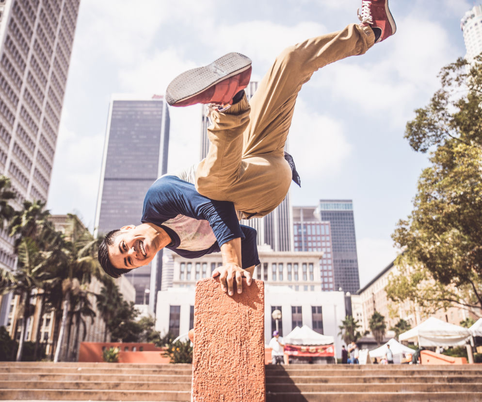 Parkour – definicja, nauka, gry. Czym jest parkour?