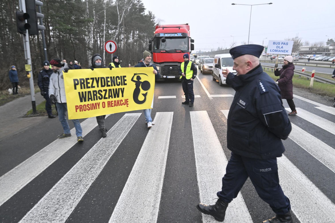 Mają dość korków, chcą buspas. W godzinach szczytu protestowali na pasach