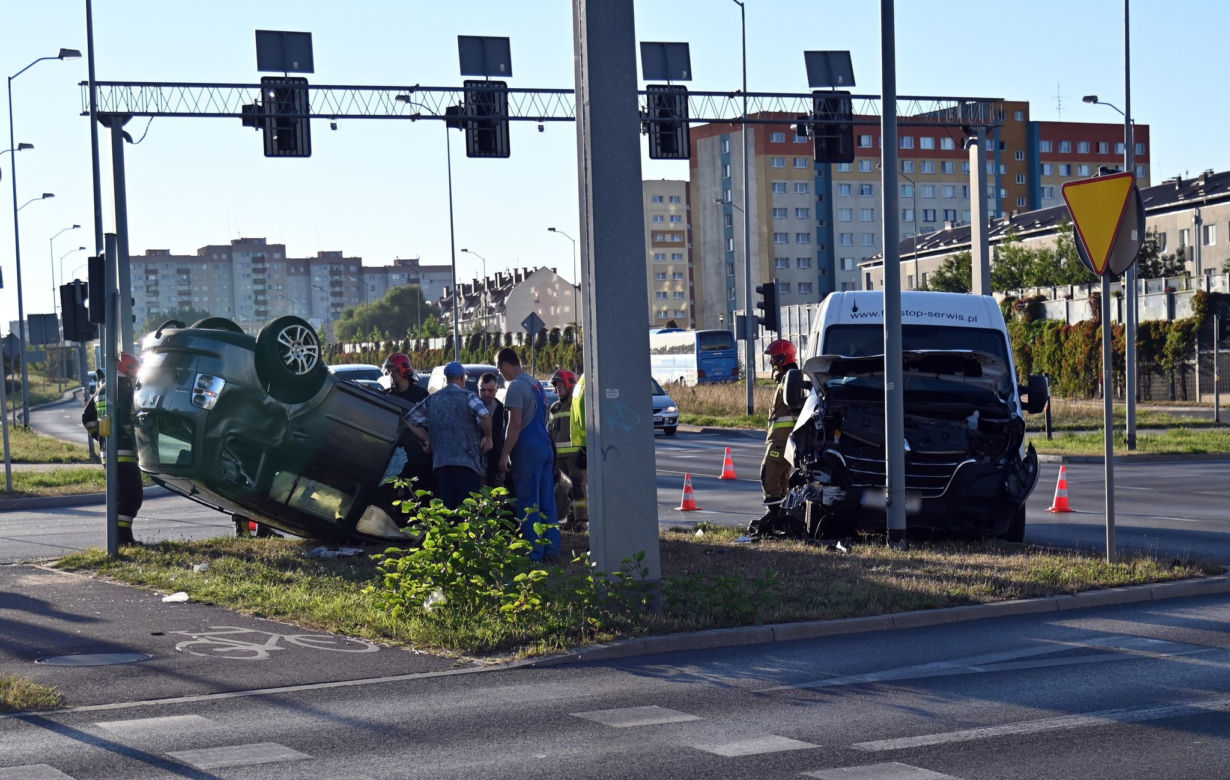 Kolizja na skrzyżowaniu ul. Przyjaciół Żołnierza i Duńskiej