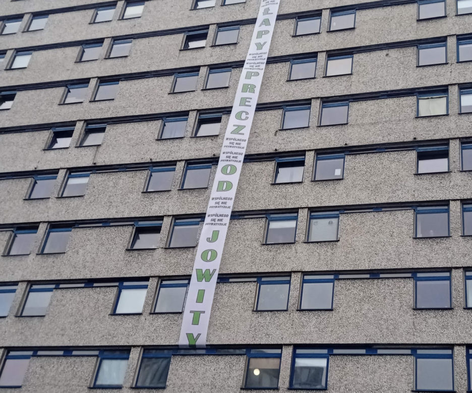 Protest studentów pod Domem Studenckim Jowita w Poznaniu