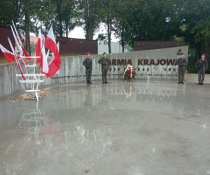 pomnik AK w Lesznie