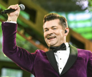 Zenek Martyniuk śpiewa na żywo
