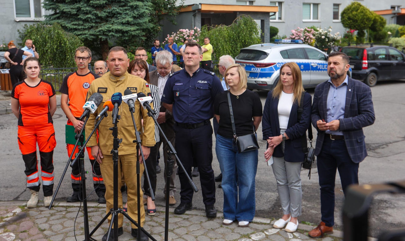 14-latka zginęła w pożarze bloku w Rzeszowie! Poszkodowanych zostało wiele osób [ZDJĘCIA, AKTUALIZACJA]