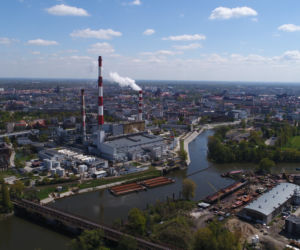 Ruszyła rozbiórka komina elektrociepłowni