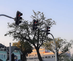 Tablice będą wskazywać rejon wolnych miejsc parkingowych