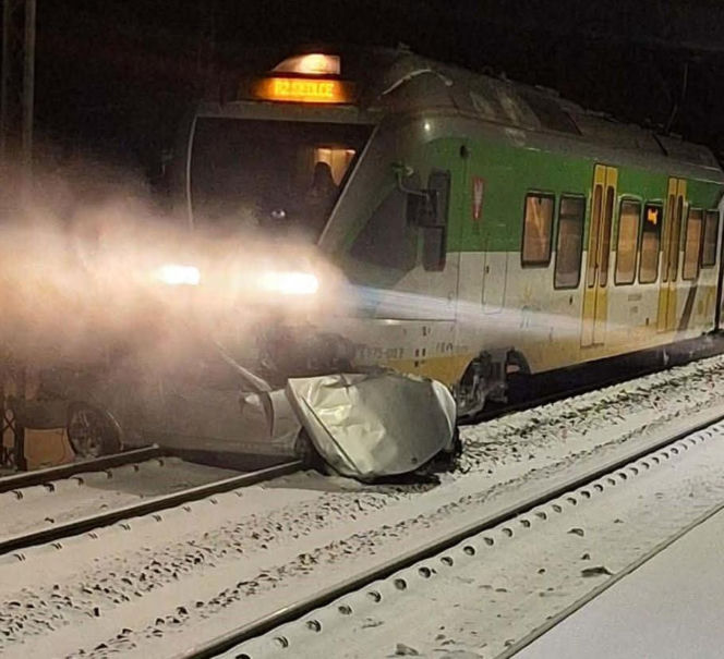 Tragiczny wypadek na torach w powiecie mińskim