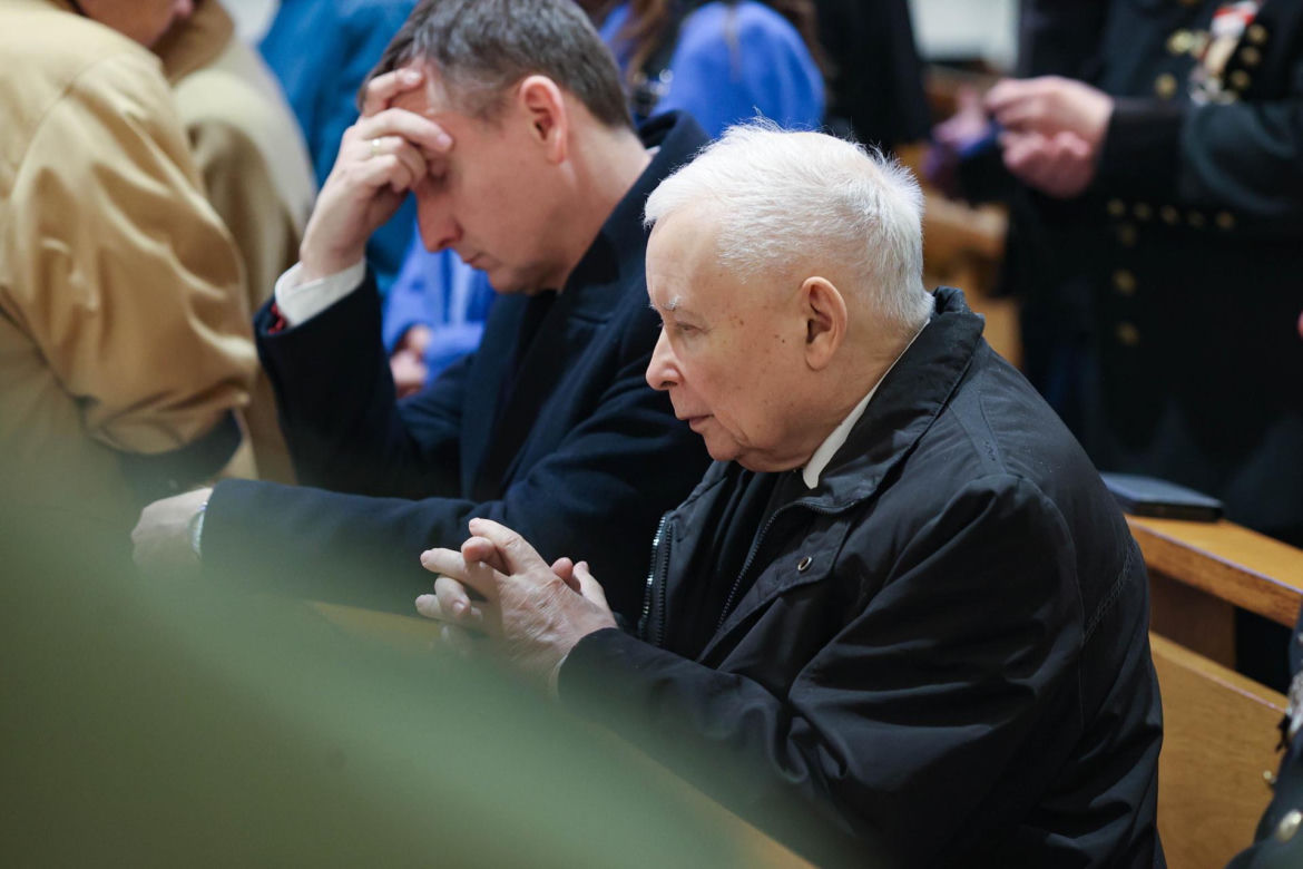 Jarosław Kaczyński na otwarciu wystawy pt. „Katyń 1940 - Smoleńsk 2010. Anatomia kłamstwa” w Muzeum Miejskim w Jastrzębiu-Zdroju