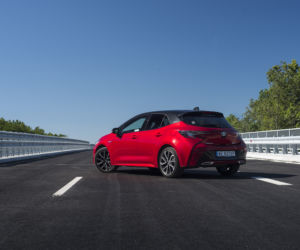 Toyota Corolla Hatchback 2.0 Hybrid 180 KM e-CVT Selection