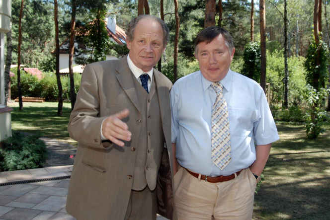 Mieczysław Hryniewicz od lat zachwyca widzów. Tak zmieniał się gwiazdor „Na Wspólnej”