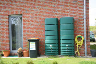 Mikroretencja 2026. Nawet 8000 zł na zbiorniki na deszczówkę, pompy i drenaż! Kto dostanie?