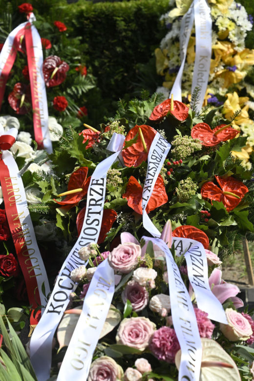 Pogrzeb Igi Cembrzyńskiej. Tłum gwiazd oddaje hołd wielkiej artystce