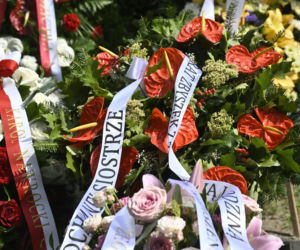 Pogrzeb Igi Cembrzyńskiej. Tłum gwiazd oddaje hołd wielkiej artystce